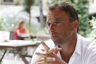 Papalášství! Jestli jsi chlap, rezignuj, vzkazuje Hniličkovi Janda. Jágr a spol. stojí za ním - Sport.cz